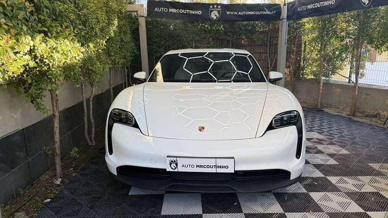 Branco Usado 2021 Porsche Taycan Coupé | € 59.000 (Super Preço) - Imagem 1/4