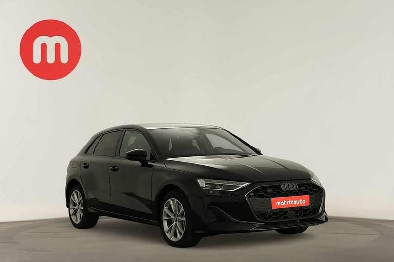 Preto Novo 2025 Audi A3 Sportback e-tron Citadino | € 39.999 (Preço justo) - Imagem 1/4