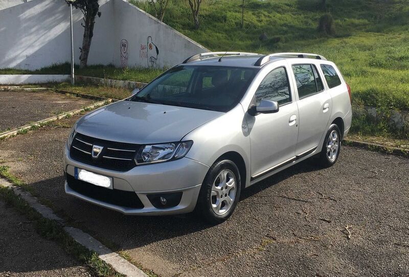 Cinzento Usado 2017 Dacia Logan MCV Sedan | € 6.400 - Imagem 1/4