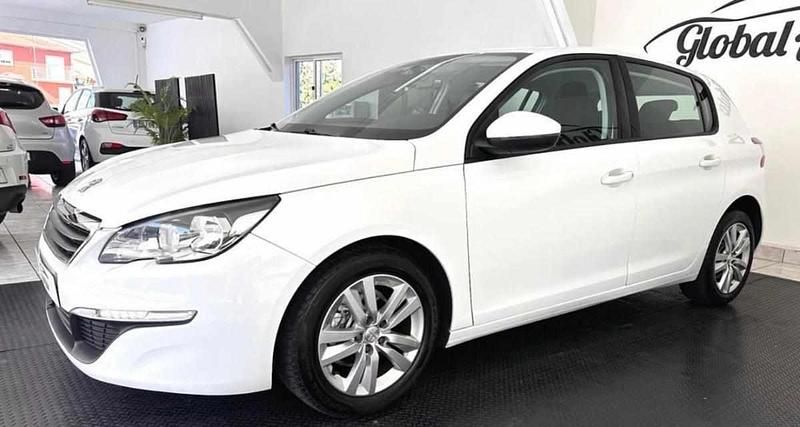 Usado Peugeot 308 99 HP (72 kW) 2016 Branco Citadino