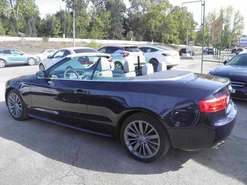 Usado Audi A5 Cabriolet 177 HP (130 kW) 2014 Azul Cabrios