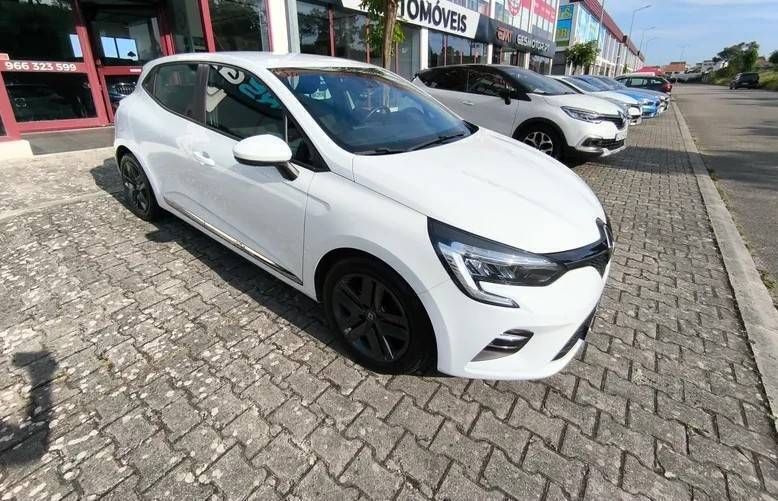 Branco Usado 2021 Renault Clio V Zen Citadino | € 14.450 (Preço justo) - Imagem 1/4