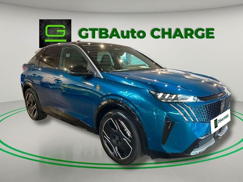 Azul Usado 2025 Peugeot e-3008 GT SUV | € 59.500 - Imagem 1/4