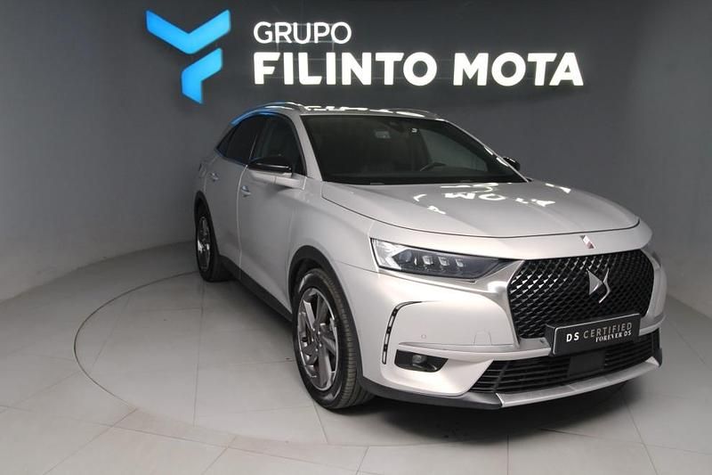Cinzento Usado 2021 DS Automobiles DS7 Crossback Rivoli SUV | € 31.990 (Preço justo) - Imagem 1/1