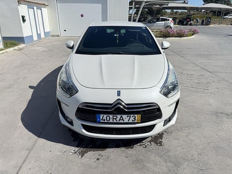 Usado 2013 Citroën DS5 Citadino | € 7.200 - Imagem 1/4