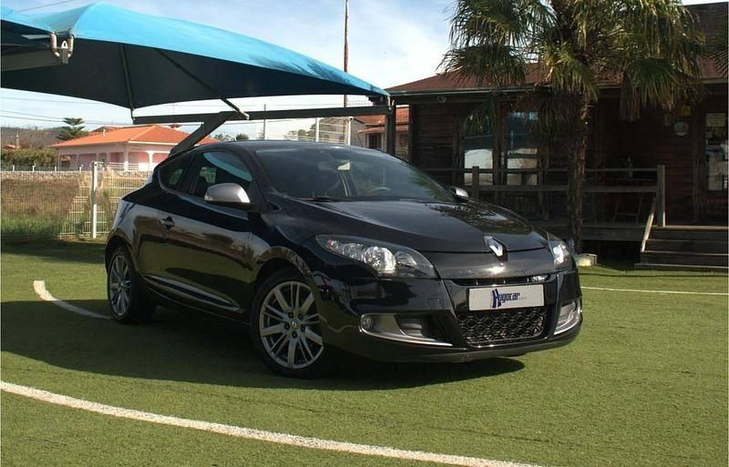 Preto Usado 2012 Renault Mégane III Coupé | € 11.750 (Preço elevado) - Imagem 1/4