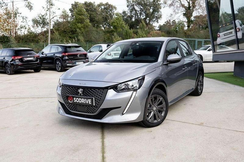 Usado Peugeot e-208 100 kW (136 HP) 2020 Antracite Citadino