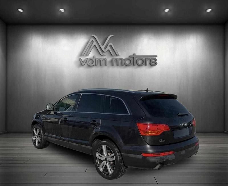 Usado Audi Q7 232 HP (170 kW) 2007 Preto SUV