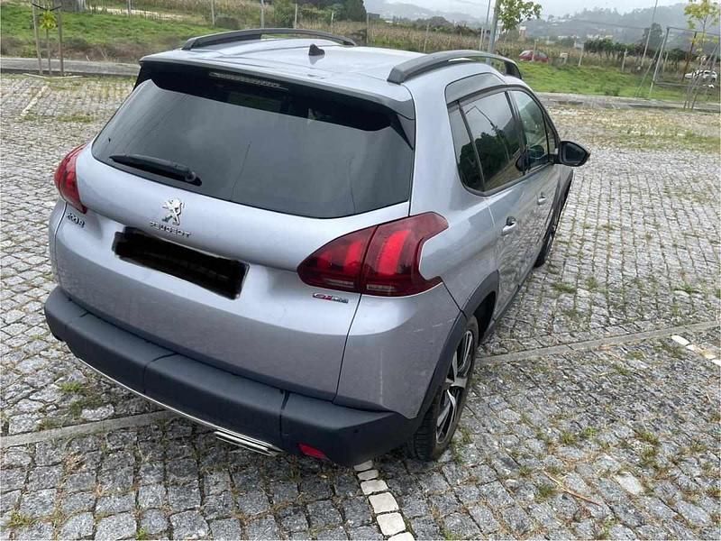 Usado Peugeot 2008 100 HP (73 kW) 2016 Cinzento SUV