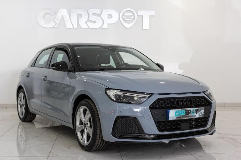 Cinzento Usado 2023 Audi A1 Sportback Citadino | € 27.980 (Preço elevado) - Imagem 1/4