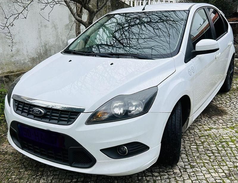 Usado Ford Focus Sport 109 HP (80 kW) 2008 Sedan
