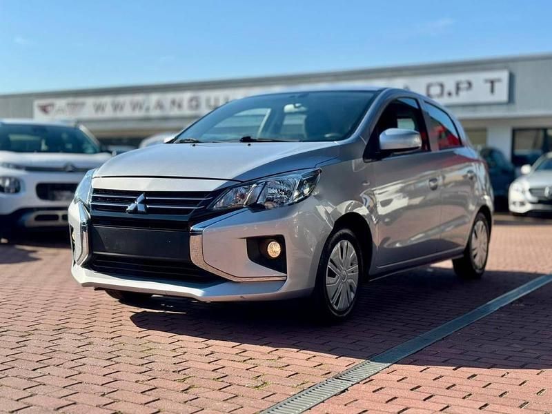 Usado Mitsubishi Space Star 71 HP (52 kW) 2020 Cinza Citadino