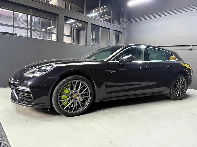 Preto Usado 2018 Porsche Panamera Sport Turismo Carrinha | € 97.800 - Imagem 1/4