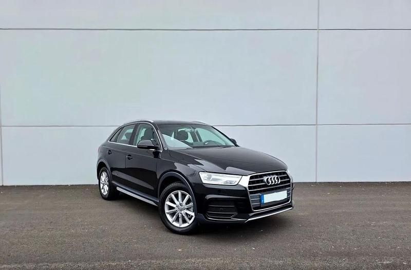 Preto Usado 2015 Audi Q3 Design SUV | € 19.900 (Caro) - Imagem 1/4