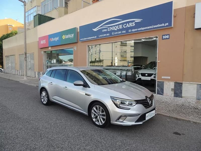 Cinza prata Usado 2016 Renault Mégane GT Line GT-Line Carrinha | € 11.950 (Preço justo) - Imagem 1/4