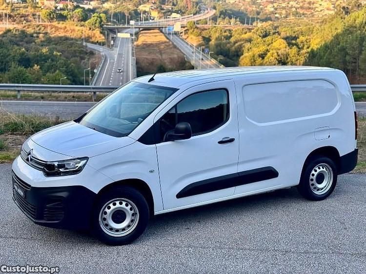 Branco Usado 2020 Citroën Berlingo Monovolume | € 14.650 (Preço justo) - Imagem 1/1
