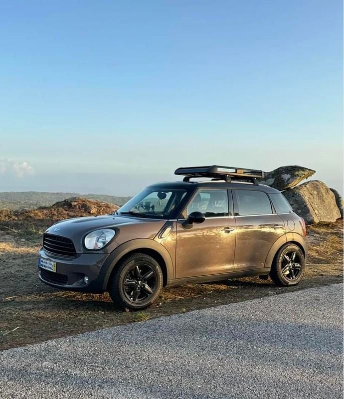 Outra Usado 2010 Mini Countryman SUV | € 11.500 (Caro) - Imagem 1/4
