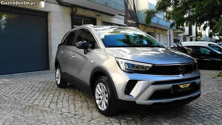 Usado Opel Crossland X Innovation 110 HP (80 kW) 2021 Cinza SUV