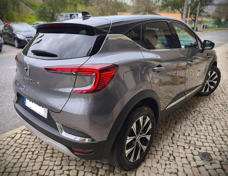 Usado Renault Captur 100 HP (73 kW) 2023 Antracite SUV