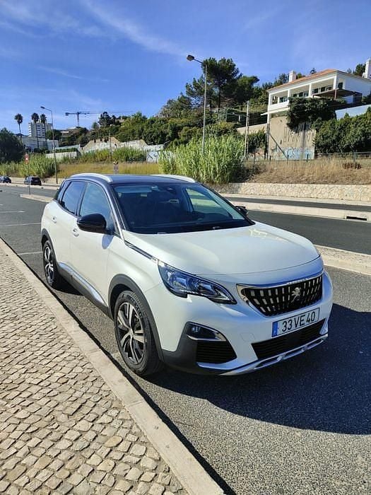 Usado 2018 Peugeot 3008 Sedan | € 16.500 (Preço justo) - Imagem 1/4