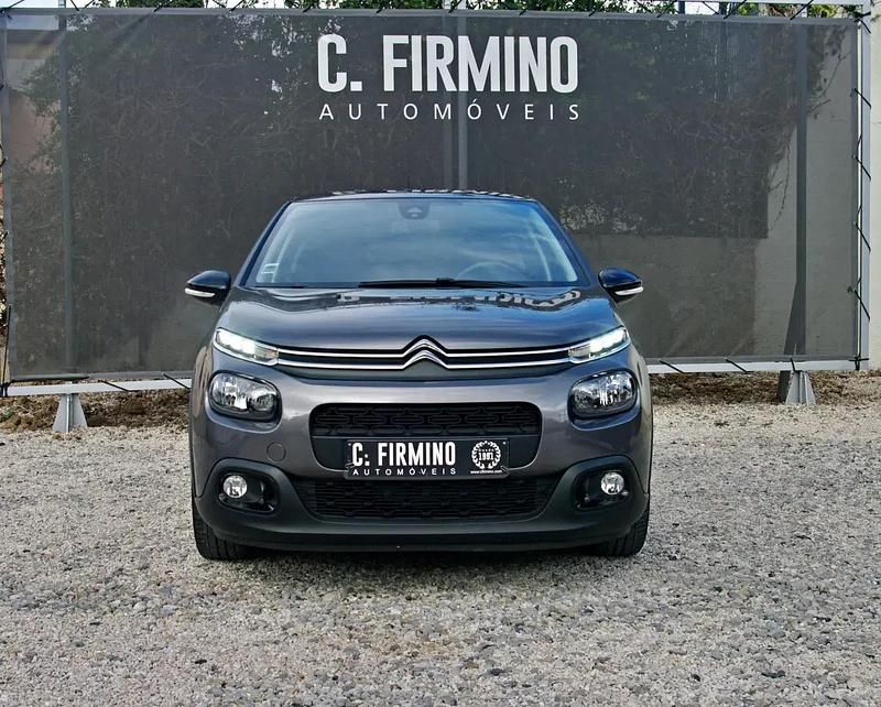 Usado Citroën C3 Feel 82 HP (60 kW) 2019 Cinza escuro Citadino