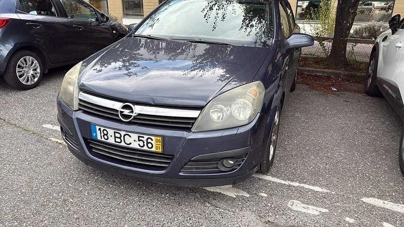 Usado 2006 Opel Astra Sport Sedan | € 3.250 (Bom preço) - Imagem 1/4
