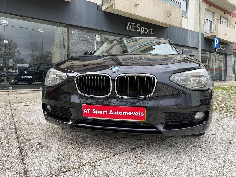 Usado BMW 118 Sport Line 143 HP (105 kW) 2012 Preto Citadino