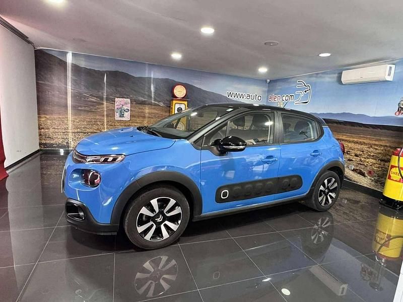 Azul Usado 2018 Citroën C3 PureTech Citadino | € 10.500 (Preço justo) - Imagem 1/4
