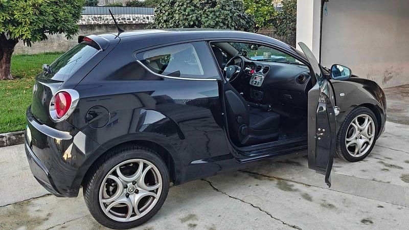 Usado Alfa Romeo MiTo Distinctive 120 HP (88 kW) 2010 Citadino