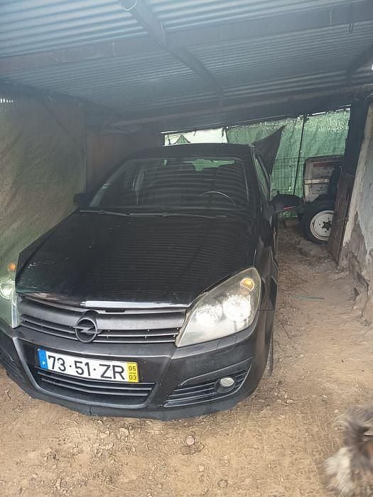 Usado 2005 Opel Astra Sedan | € 1.900 (Bom preço) - Imagem 1/4