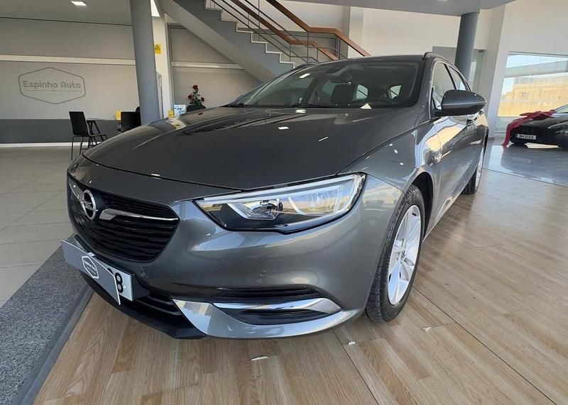 Antracite Usado 2018 Opel Insignia Carrinha | € 12.990 (Bom preço) - Imagem 1/4