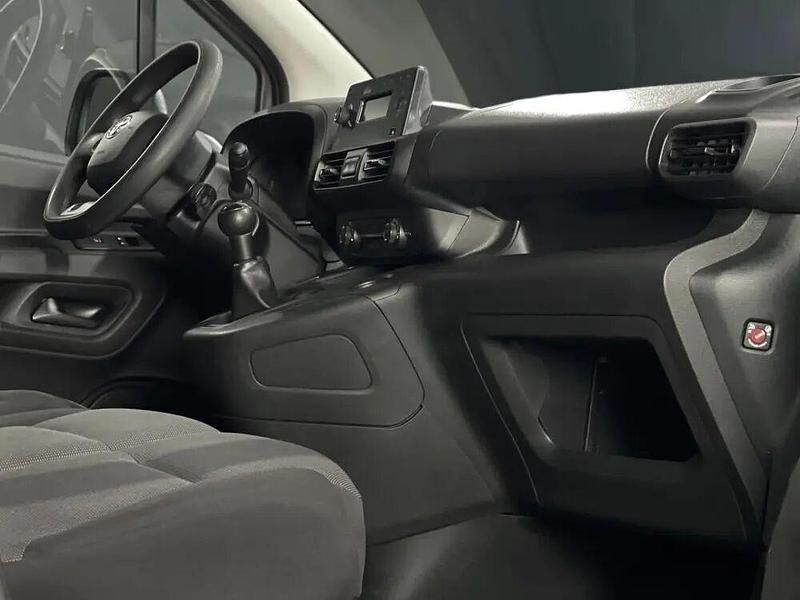 Usado Toyota Proace Verso 102 HP (75 kW) 2021 Amarelo Carrinha