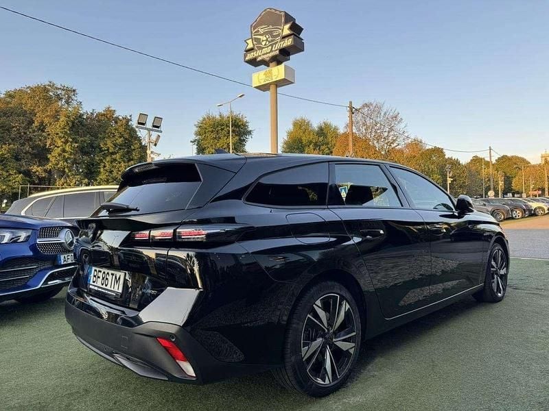 Preto Usado 2023 Peugeot 308 Active Carrinha | € 27.750 (Bom preço) - Imagem 1/4
