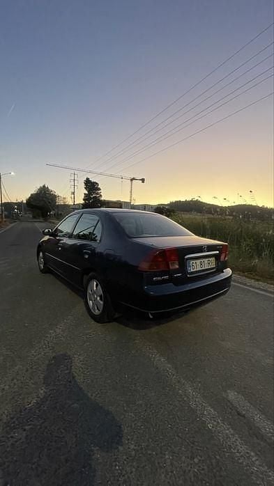 Usado Honda Civic 120 HP (88 kW) 2001 Sedan