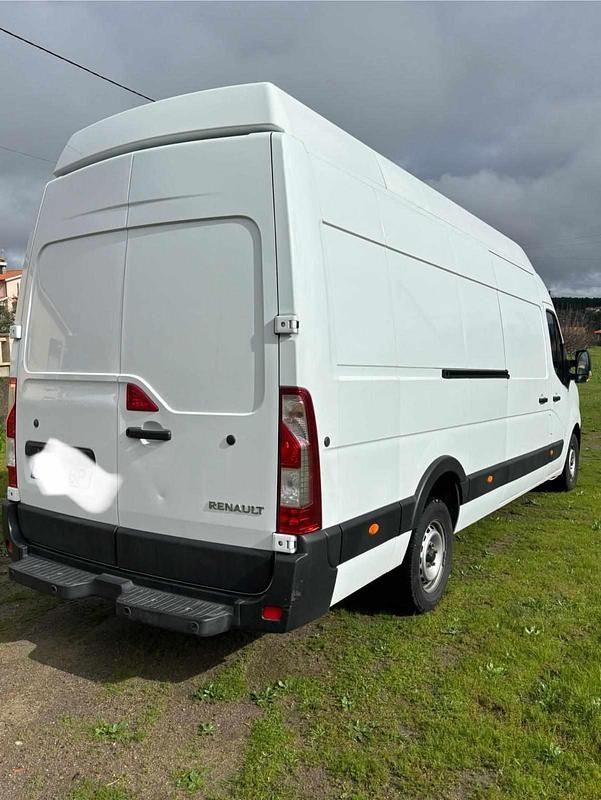 Usado Renault Master 145 HP (106 kW) 2022 Branco Monovolume