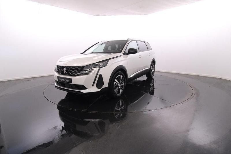 Branco Usado 2024 Peugeot 5008 Monovolume | € 34.900 (Preço justo) - Imagem 1/4