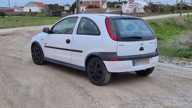 Usado Opel Corsa 85 HP (62 kW) 2001 Citadino