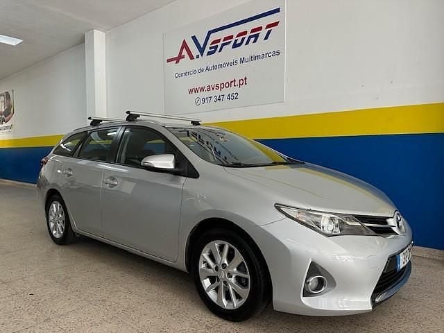 Cinzento Usado 2014 Toyota Auris Touring Sports Carrinha | € 12.950 - Imagem 1/4