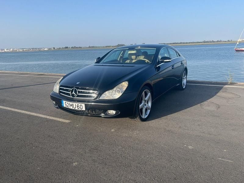 Preto Usado 2006 Mercedes CLS320 Coupé | € 15.500 - Imagem 1/4