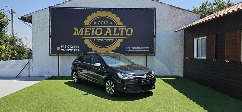 Preto Usado 2016 Citroën C4 | € 12.000 (Preço justo) - Imagem 1/4