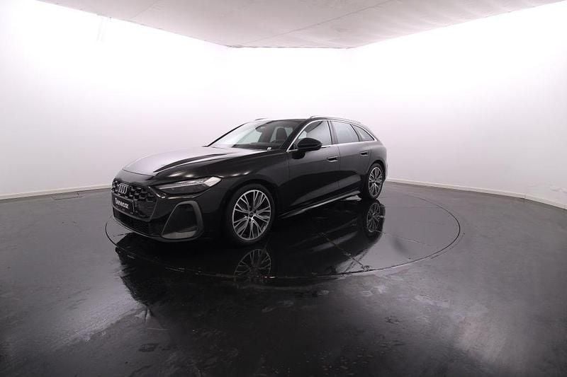 Preto Usado 2024 Audi A5 | € 58.450 - Imagem 1/4