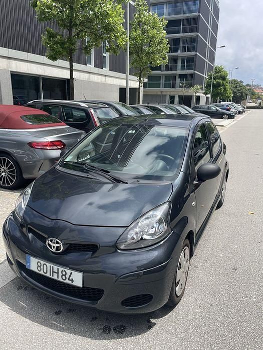 Usado 2009 Toyota Aygo Citadino | € 6.000 - Imagem 1/4