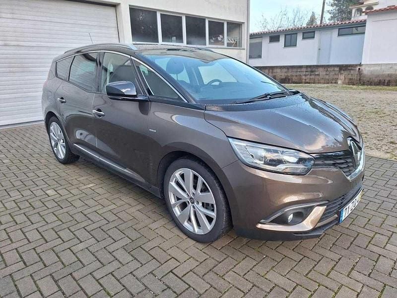Usado Renault Grand Scénic IV 140 HP (102 kW) 2019 Outra Monovolume
