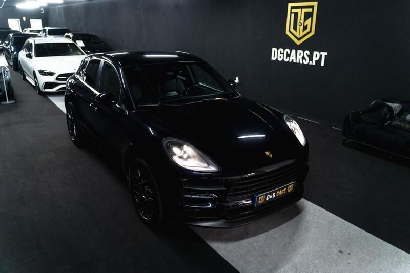 Preto Usado 2019 Porsche Macan Edition SUV | € 56.900 (Bom preço) - Imagem 1/4