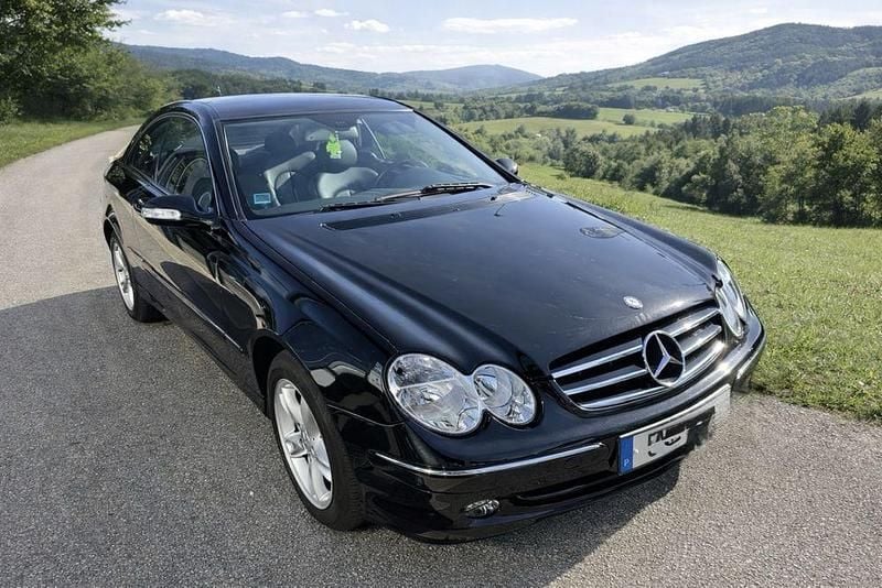 Usado Mercedes CLK270 163 HP (119 kW) 2005
