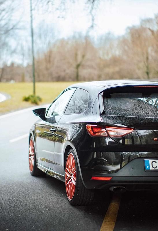 Usado Seat Leon CUPRA 290 HP (213 kW) 2016 Preto