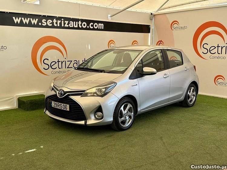 Cinza Usado 2016 Toyota Yaris Hybrid Comfort | € 16.750 (Preço elevado) - Imagem 1/1