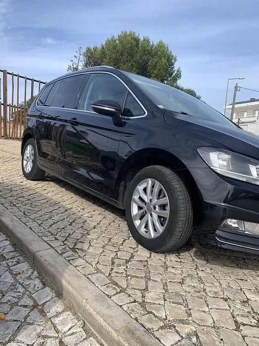 Usado 2017 VW Touran Monovolume | € 16.000 (Preço justo) - Imagem 1/4