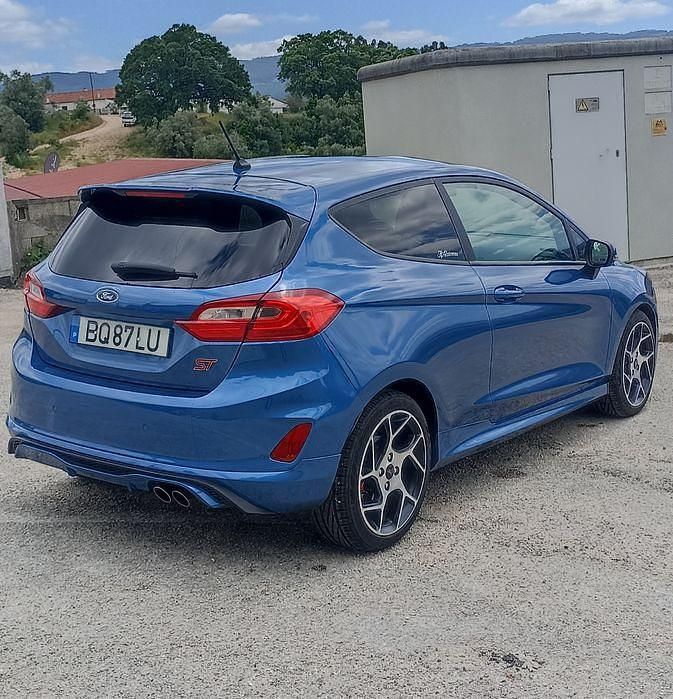 Usado 2019 Ford Fiesta Performance Edition Citadino | € 16.590 (Super Preço) - Imagem 1/4