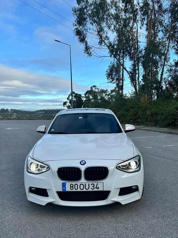 Branco Usado 2014 BMW 118 Citadino | € 15.000 (Preço justo) - Imagem 1/4